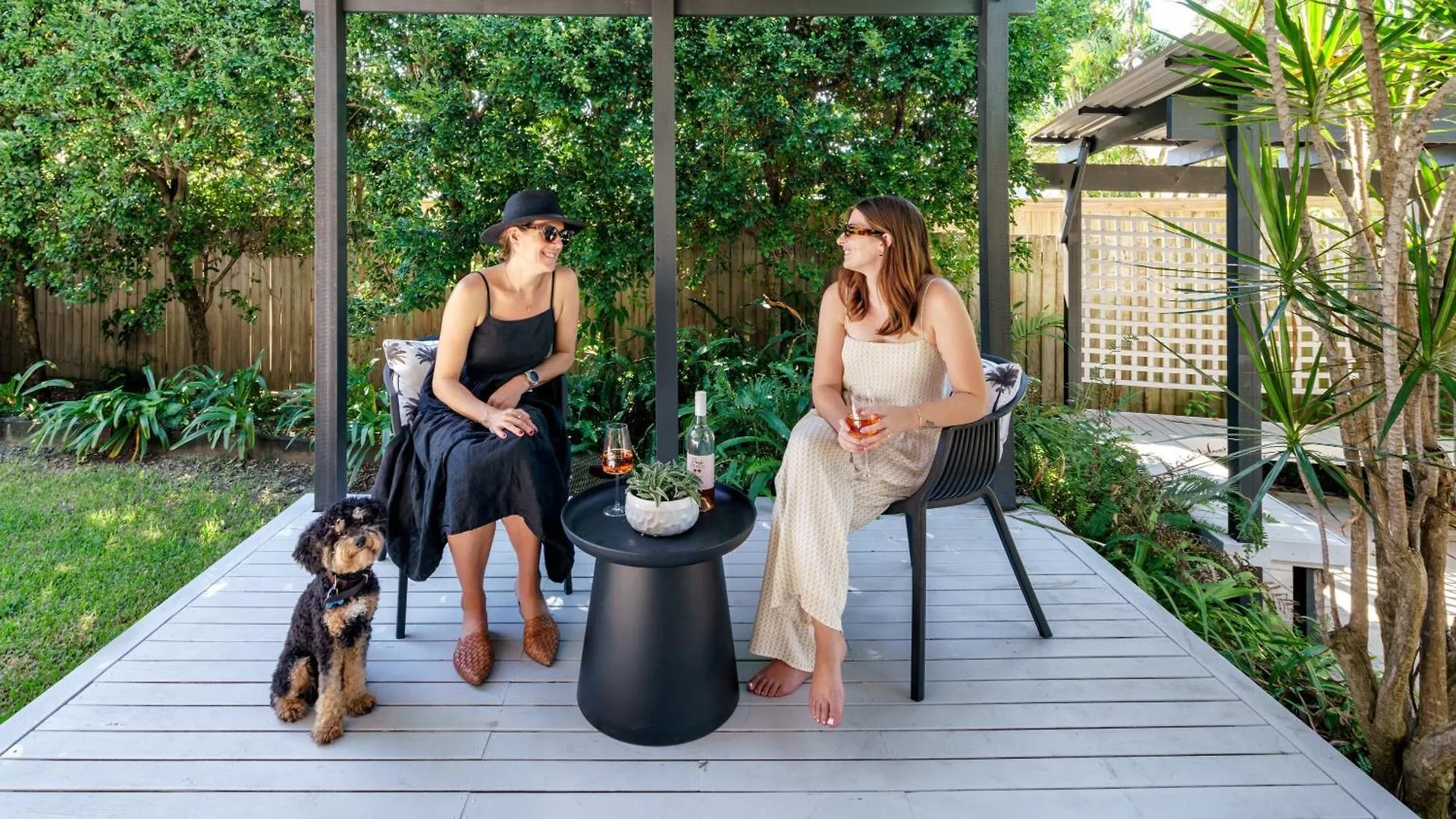 Battery Hill Pet-Friendly Poolside Paradise Caloundra